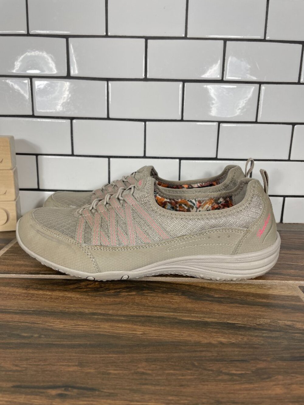 Skechers Unity Go Big Shoes Womens Size 8 Taupe Classic Fit Slip On Sneakers